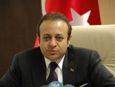 Εγκεμέν Μπαγίς: «Αν η Αθήνα παραδώσει τους 8 προδότες τότε θα υπάρξει βελτίωση των σχέσεων»